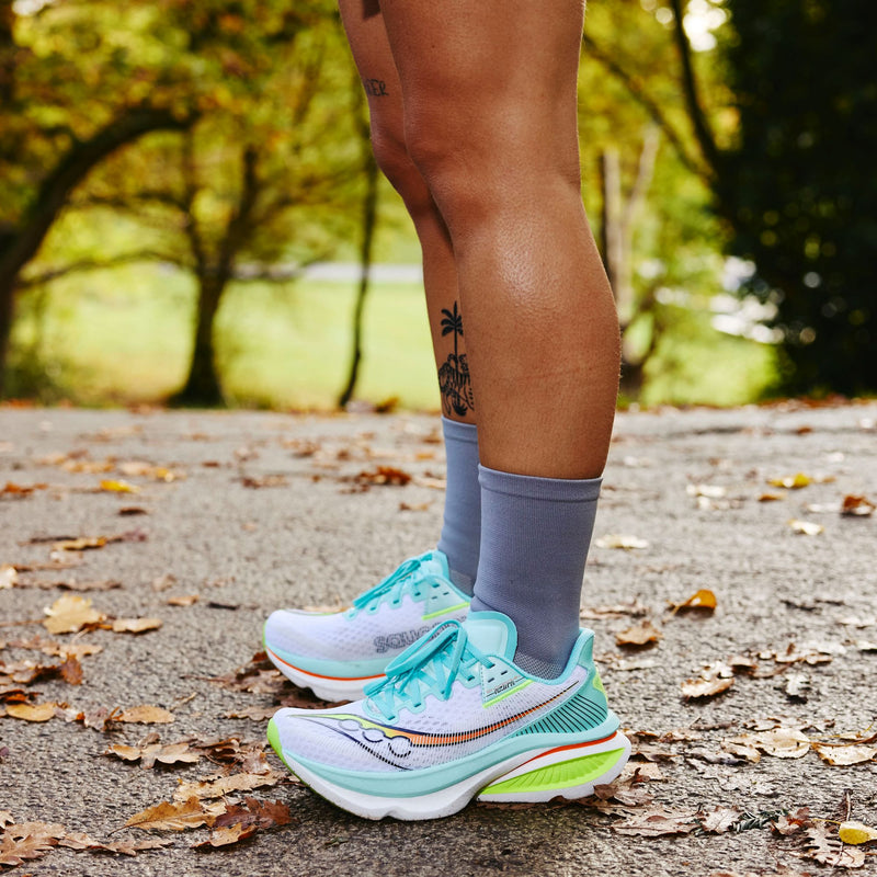Saucony - Endorphin Azura - Womens