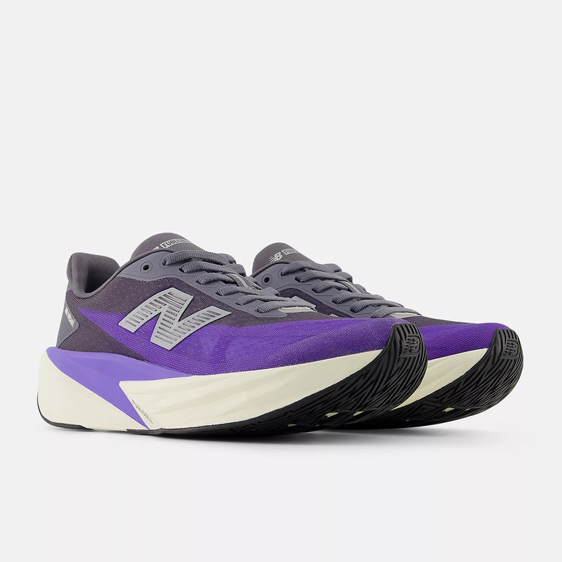 New Balance - FuelCell Rebel v5 - Womens